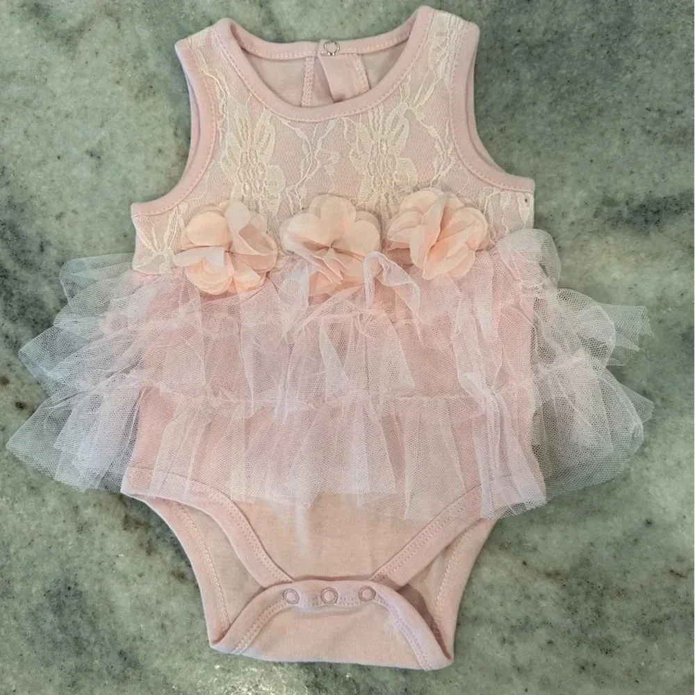 3 Pink Outfits Duck Duck Goose Pink, Floral, Lace and Tutu. Size 3-6 Month